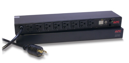 APC PDU para Rack 1U AP7901B, 20A, 120V, 8 Contactos 