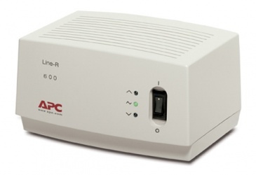 Regulador APC LE600 Line-R, 120V, 680 Joules, 4 Contactos 