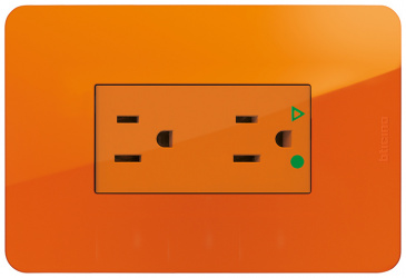 Bticino Tomacorriente J4028HIGNOQ, 2 Enchufes, 125V, 15A, Naranja 
