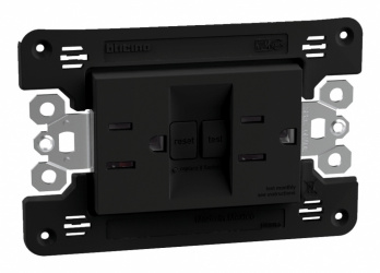 Bticino Tomacorriente JB4188GFG6Q, 2 Enchufes, 125V, 15A, Negro 