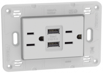 Bticino Tomacorriente con Protección Infantil JW4188AAQ, 2 Enchufes, 2x USB, 125V, 15A, Blanco 