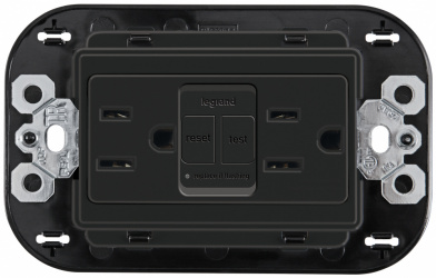 Bticino Tomacorriente con ICFTl QZ4028GFCG6B, 2 Enchufes, 125V, 15A, Negro 