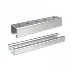 Charofil Canaleta Perforada EZ, 4 x 4cm, 3 Metros 