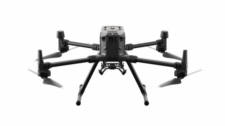 Drone DJI Matrice 300 RTK con Cámara 1080p, 4 Rotores, hasta 15.000 Metros, Negro 