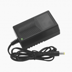 Epcom Fuente de Poder para Cámara CCTV P12DC3A, Entrada 100 - 240V, Salida 12V, 3A 