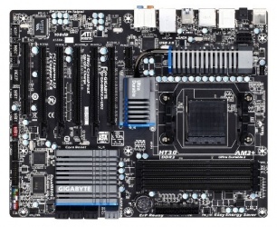Tarjeta Madre Gigabyte ATX GA-990FXA-UD5, S-AM3+, AMD 990FX, DDR3, para AMD 