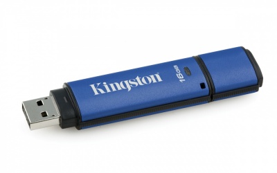Memoria USB Kingston DataTraveler Vault Privacy 3.0, 16GB, USB 3.0, Negro/Azul 