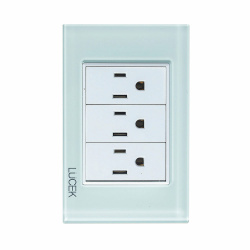 Lucek Tomacorriente BP08-CCB, 3 Enchufes, 110 - 250V, 15A, Cristal Blanco 