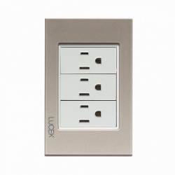 Lucek Tomacorriente BP08-CDM, 3 Enchufes, 110 - 240V, 15A, Marfil Dorado 