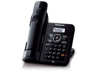 Panasonic KX-TG6641 Teléfono Inalámbrico DECT 6.0 con Doble Teclado, Negro 