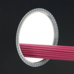 Panduit Reborde Ranurado con Adhesivo para Bordes 1.6 - 2.5mm, 30.5 Metros, Negro 