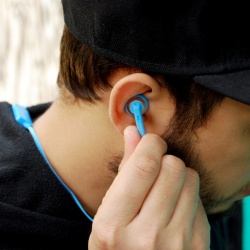 Philips Audífonos Intrauriculares con Micrófono SHB5250BL/00, Inalámbrico, Bluetooth, USB, Azul 