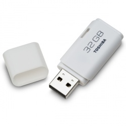Memoria USB Toshiba Transmemory, 32GB, USB 2.0, Blanco 