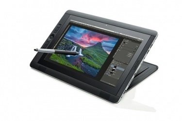 Tableta Gráfica Wacom Cintiq Companion 2 13.3'', 512GB, Inalámbrico, Bluetooth, USB 3.0, Negro 