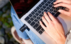 SSD Externo Adata SC730, 1TB, USB-C/USB-A, Negro image