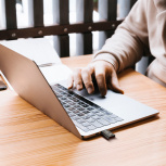 Memoria USB Adata UC320, 256GB, USB-A 3.0, Negro - Imagen adicional 6