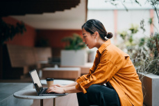 Laptop ASUS Chromebook Plus CX34, 14" 1920x1080 Full HD Táctil, Intel Core i7-1355U, 16GB, 512GB SSD, ChromeOS, Español image