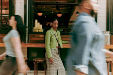 Bose Audífonos Intrauriculares con Micrófono QuietComfort Earbuds, Inalámbrico, Bluetooth, Cancelación de Ruido, Blanco - Imagen adicional 10