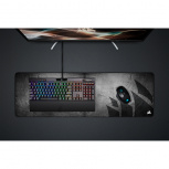 Mousepad Gamer Corsair MM300 PRO, 930mm x 300mm, Grosor 3mm - Imagen adicional 7