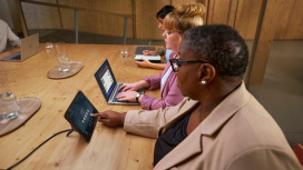 Laptop HP EliteBook 1040 G11, 14" 2880x1800, Intel Core Ultra 7 155H, 32GB, 1TB SSD, Windows 11 Pro, Inglés - Imagen adicional 5