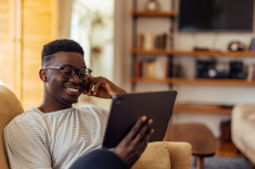 JVC Audífonos Intrauriculares con Micrófono Gumy True, Inalámbrico, Bluetooth, Rosa - Imagen adicional 5