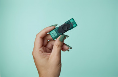 Memoria USB Kingston DataTraveler Duo, 256GB, USB-A/USB-C 3.0, Negro/Verde image