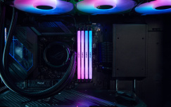 Kit Memoria RAM Kingston Fury Renegade RGB DDR5, 7200MHz, 32GB - 2 x 16GB, CL38, XMP, Plata image