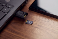 Memoria Flash Kingston Canvas Go! Plus, 1TB MicroSD UHS-I Clase 10, con Adaptador image