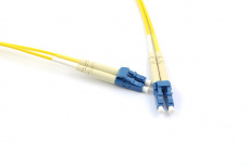 Leviton Cable Fibra Óptica Duplex LC Macho - LC Macho, 5 Metros, Amarillo