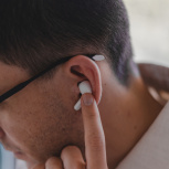 LG Audífonos Intrauriculares con Micrófono TONE Free FN6, Inalámbrico, Bluetooth 5.0, USB-C, Blanco - Imagen adicional 6