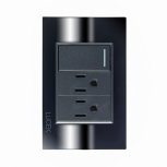 Lucek Tomacorriente BP20-CEN, 2 Enchufes + 1 Apagador, 110 - 250V, 15A, Espejo Negro