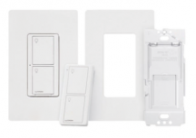 Lutron Kit Tapa para Pared, 1 Puerto, Blanco, incluye Apagador de Pared PD-5ANS-WH, Control Remeto Inalámbrico PJ2-2B-GWH-L01 y Adaptador de Pared