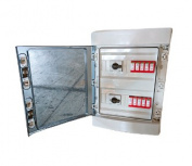 Merz Caja Combinadora 4-8-8-16-1005TLS, 4 MPPTs,  8 Entradas, 8 Salidas, 1005V