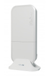 Access Point MikroTik wAP ax, 2400Mbit/s, 3 x RJ-45, 2.4/5GHz, 2 Antenas Internas de 2,5 dBi, 1 Pieza