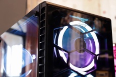 Gabinete Naceb Hydra, Midi-Tower, ATX/Micro-ATX/Mini-ITX, USB 2.0/3.0, sin Fuente, 3 Ventiladores Instalados, Negro - Imagen adicional 3