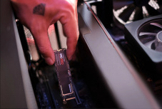 SSD Samsung 990 PRO NVMe, 4TB, M.2, 6900 MB/s Escritura, 7450 MB/s Lectura, PCI Express 4.0 image