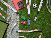 Memoria USB SanDisk Copa Mundial, 64GB, USB-C 3.0, Lectura 300MB/s, Negro - Imagen adicional 4