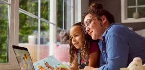 Memoria USB SanDisk Crayola, 256GB, USB-C 3.2 Gen 1, Lectura 120MB/s, Verde/Amarillo - Imagen adicional 5