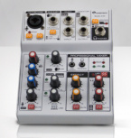 Soundtrack Mezcladora Pasiva Studio 4, 4 Canales, 16 bit, 6.3mm, 2.5W - Incluye Micrófono y Audífonos