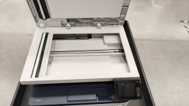 Multifuncional Xerox B315, Blanco y Negro, Láser, Inalámbrico, Print/Scan/Copy/Fax ― no tiene el cristal del escaner.