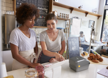 Zebra ZD421, Impresora de Etiquetas, Transferencia Térmica, 203 x 203DPI, USB Host, USB, Bluetooth, Negro  image