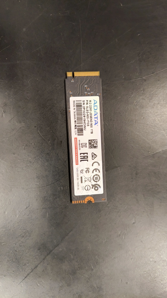 SSD Adata Legend 900 NVMe, 1TB, M.2, 5400 MB/s Escritura, 7000 MB/s Lectura, PCI Express 4.0 ― No incluye la caja original.