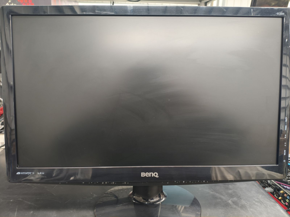 Monitor BenQ GW2270H LED 21.5'', Full HD, HDMI, Negro ― Equipo usado en oficina; Solo cuenta con entrada VGA, incluye cable y tomacorriente.