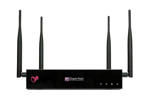 Firewall Check Point Quantum Spark 1575 Pro, Alámbrico, 8 x RJ-45, 1 x SFP, 2800 Mbit/s