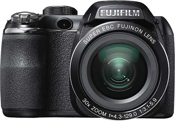 Fujifilm FinePix S4500, 14MP, Zoom óptico 30x, Negro