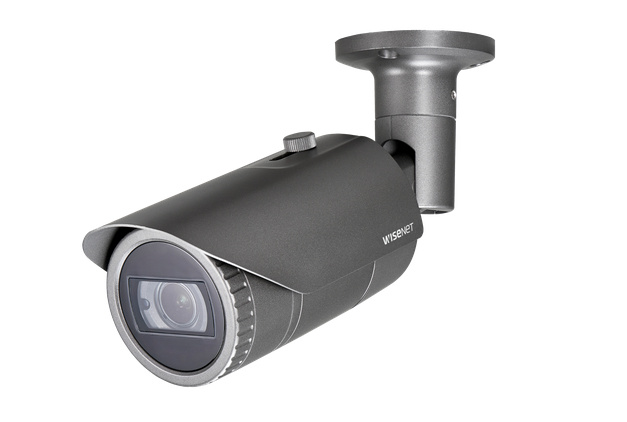 Hanwha Cámara IP Bullet IR para Exteriores QNO-6082R1, Alámbrico, 1920 x 1080 Pixeles, Día/Noche