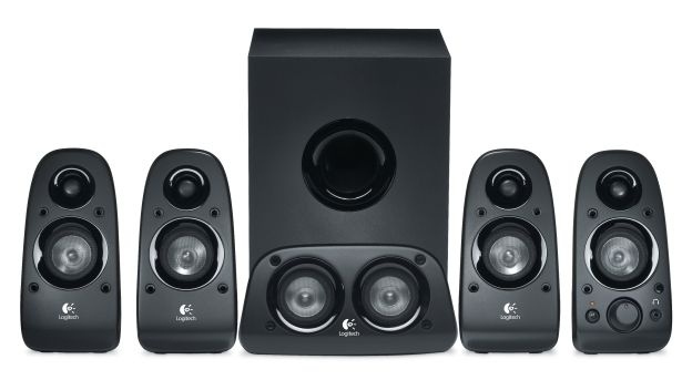 Logitech Bocinas con Subwoofer Z506, 5.1, 75W RMS, 150W PMPO, Negro