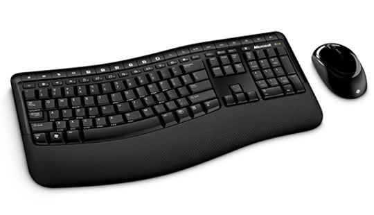 Kit de Teclado y Mouse Microsoft Wireless Comfort Desktop 5000, Negro