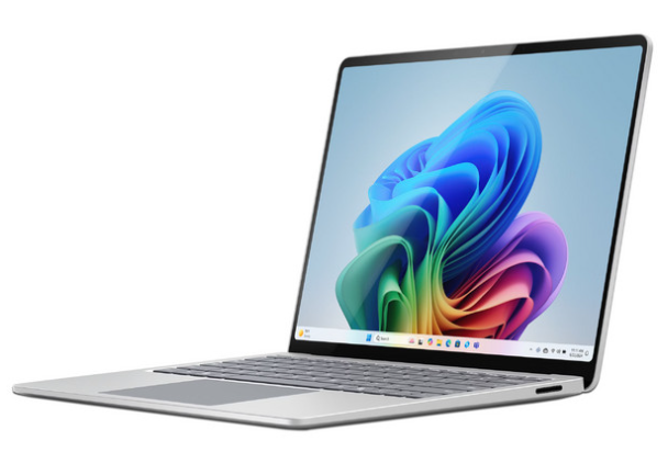 Laptop Microsoft Surface 7, 13" 2304x1536 Táctil, Intel Core Ultra 7 266V, 32GB, 1TB SSD, Windows 11 Pro, Inglés