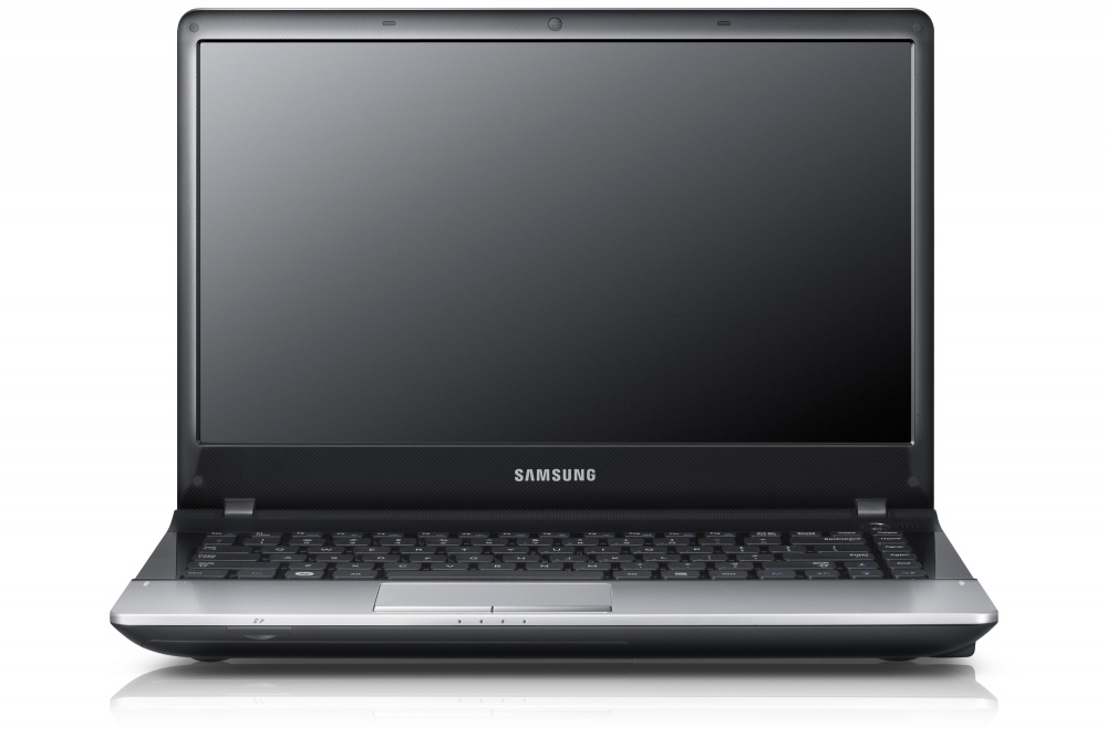 Laptop Samsung NP300E4C 14'', Intel Celeron B815 1.60GHz, 2GB, 500GB, Windows 7 Home Basic 64-bit, Negro/Plata